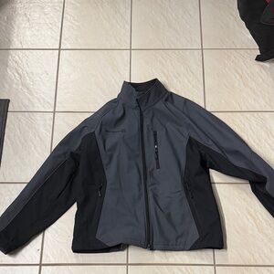 Free country Men's Gray and Black Softshell Jacket size XL